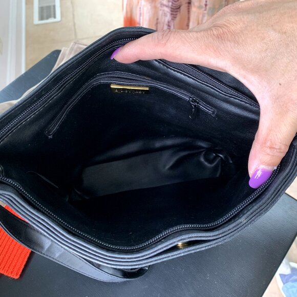 Black Crossbody Purse Bag - Picture 8 of 11